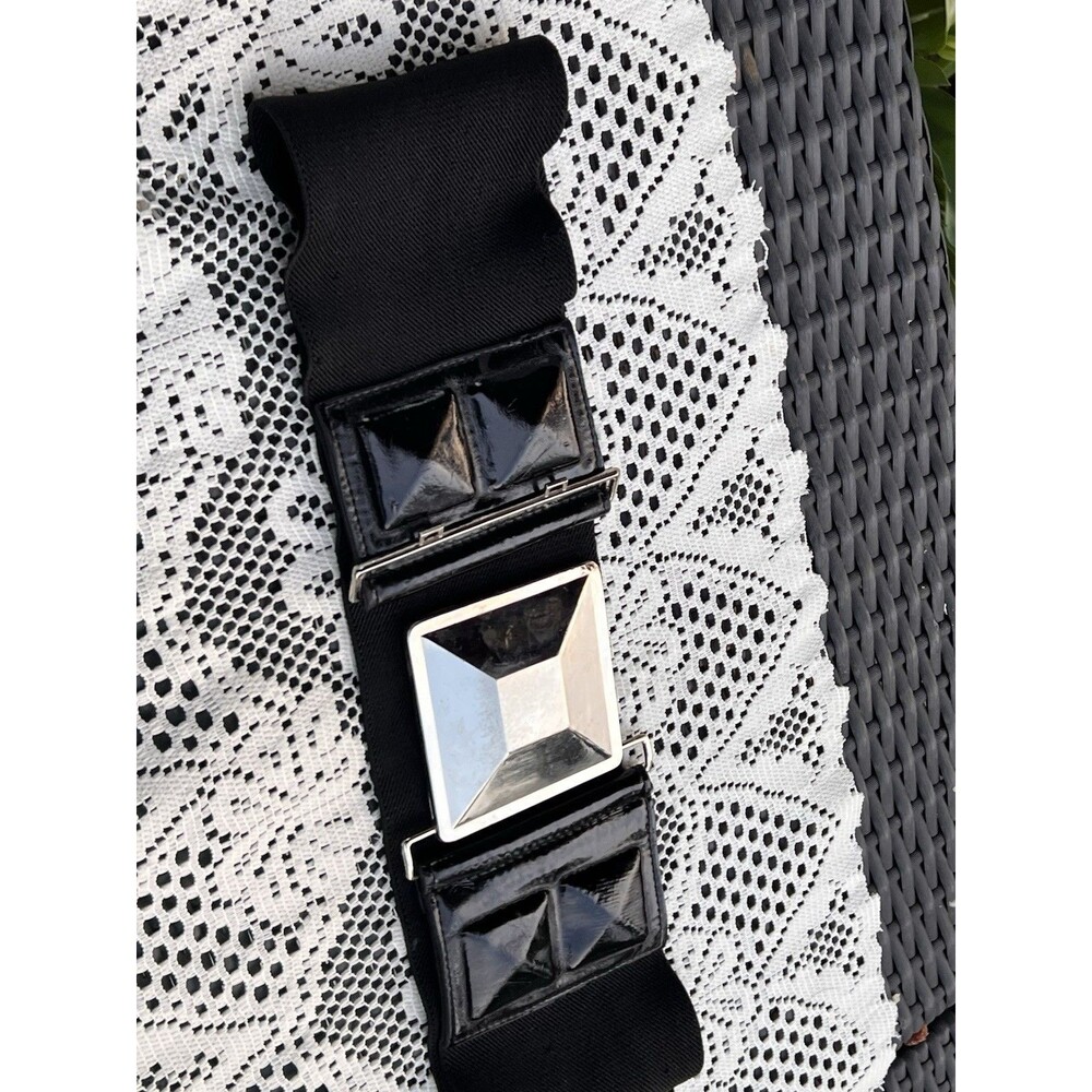 Vintage 1980s Wide Elastic Waist Belt Silver Geometric Buckle Black Patent Glam - Picture 8 of 8